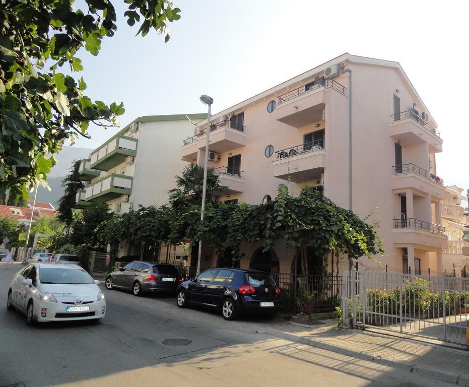 Apartments Mare บุดวา ภายนอก รูปภาพ